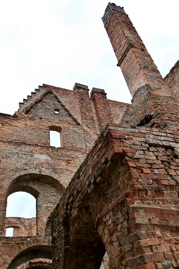 009 | 2023 | Siedlisko | Ruiny Zamku Karolat w Siedlisku | © carsten riede fotografie