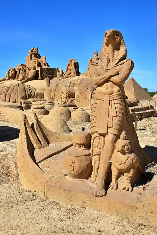 034 | 2023 | Lagoa | Sandcity | © carsten riede fotografie