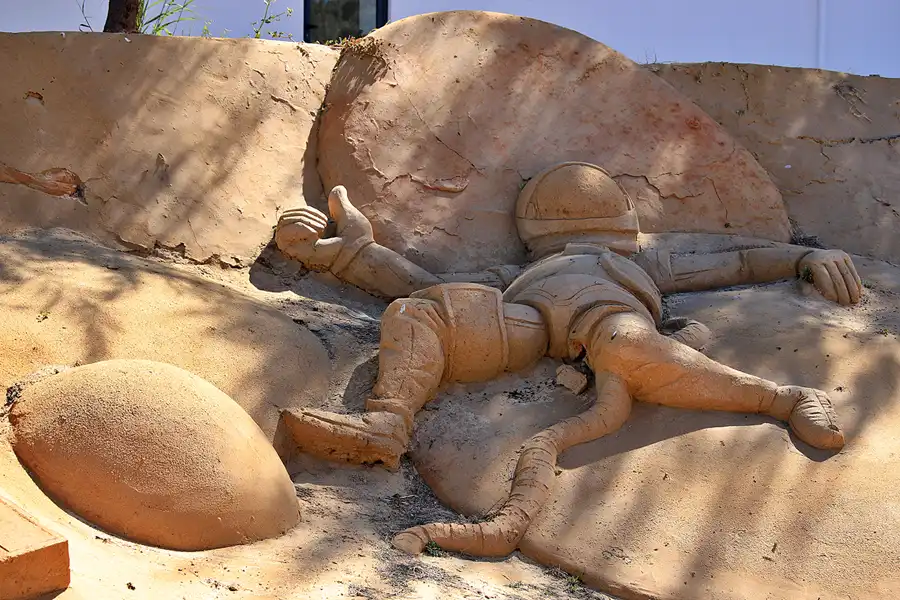 054 | 2023 | Lagoa | Sandcity | © carsten riede fotografie