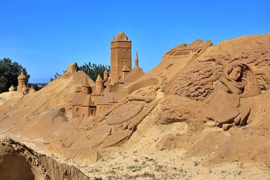 067 | 2023 | Lagoa | Sandcity | © carsten riede fotografie
