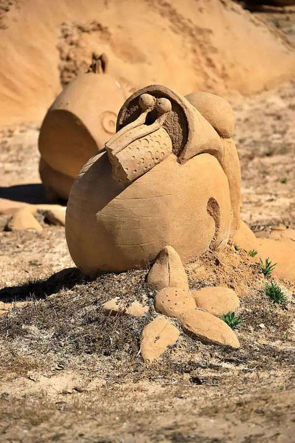 097 | 2023 | Lagoa | Sandcity | © carsten riede fotografie
