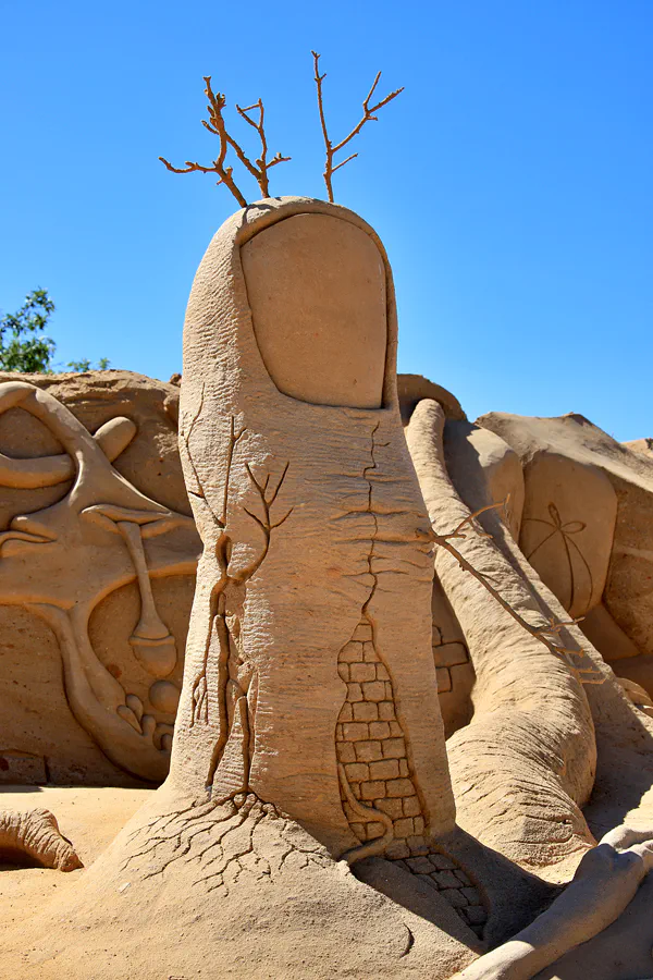 079 | 2023 | Lagoa | Sandcity | © carsten riede fotografie