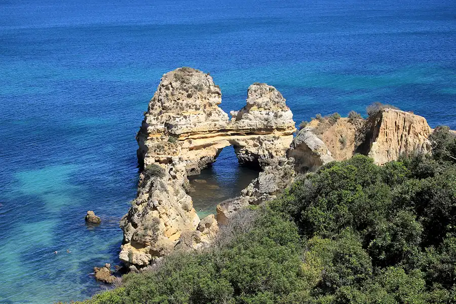 076 | 2023 | Praia Dos Pinheiros | © carsten riede fotografie