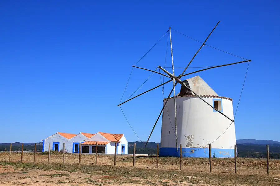 182 | 2023 | Rogil | Moinho Do Rogil | © carsten riede fotografie