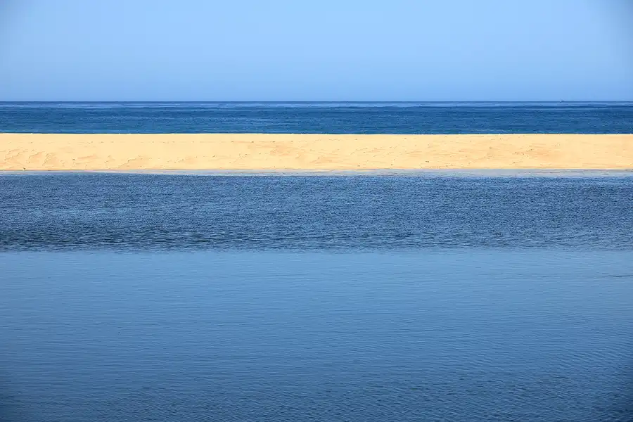 276 | 2023 | Praia Grande De Pera | © carsten riede fotografie