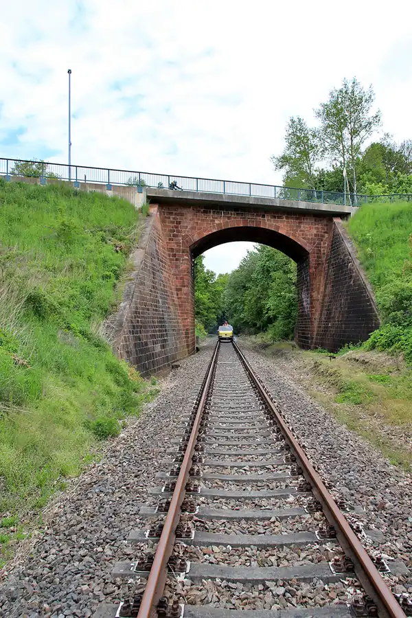 012 | 2023 | Wechselburg | DR-Gleiskraftrad GKR Typ 1 – Schienentrabi | © carsten riede fotografie