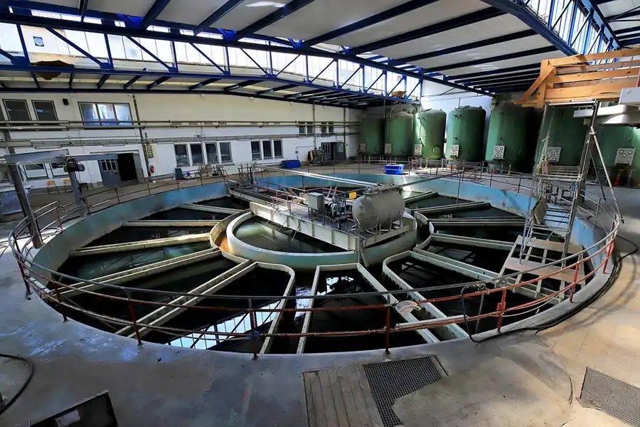 017 | 2023 | Oberlenningen | Papierfabrik Scheufelen | © carsten riede fotografie