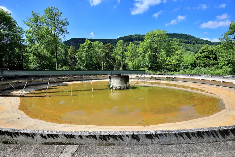 035 | 2023 | Oberlenningen | Papierfabrik Scheufelen | © carsten riede fotografie