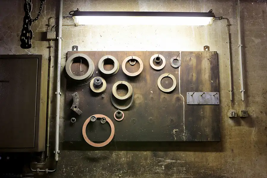 048 | 2023 | Oberlenningen | Papierfabrik Scheufelen | © carsten riede fotografie