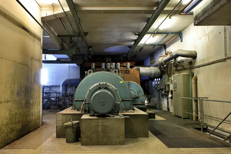 049 | 2023 | Oberlenningen | Papierfabrik Scheufelen | © carsten riede fotografie