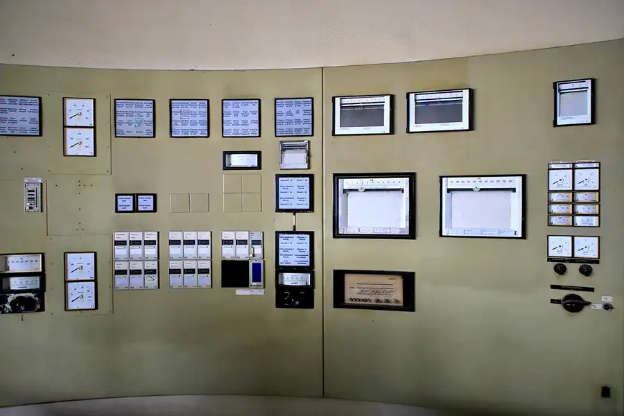 102 | 2023 | Oberlenningen | Papierfabrik Scheufelen | © carsten riede fotografie