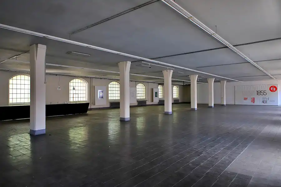 132 | 2023 | Oberlenningen | Papierfabrik Scheufelen | © carsten riede fotografie