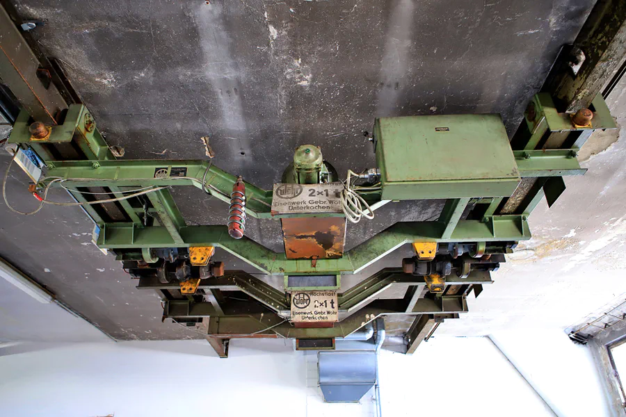 143 | 2023 | Oberlenningen | Papierfabrik Scheufelen | © carsten riede fotografie