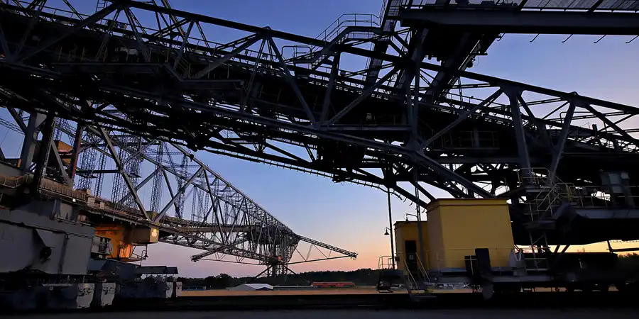 089 | 2023 | Lichterfeld | Abraumförderbrücke F60 | © carsten riede fotografie