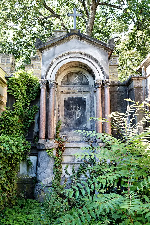 019 | 2023 | Berlin | Friedhof Berlin – II. Sophien-Friedhof | © carsten riede fotografie