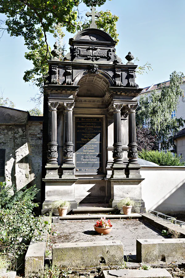 004 | 2023 | Berlin | Friedhof Berlin – II. Sophien-Friedhof | © carsten riede fotografie