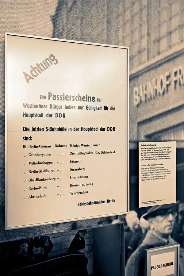 022 | 2023 | Berlin | Tränenpalast – Ausreisehalle Grenzübergangsstelle Bahnhof Friedrichstrasse | © carsten riede fotografie