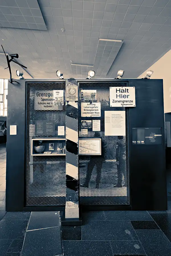 040 | 2023 | Berlin | Tränenpalast – Ausreisehalle Grenzübergangsstelle Bahnhof Friedrichstrasse | © carsten riede fotografie