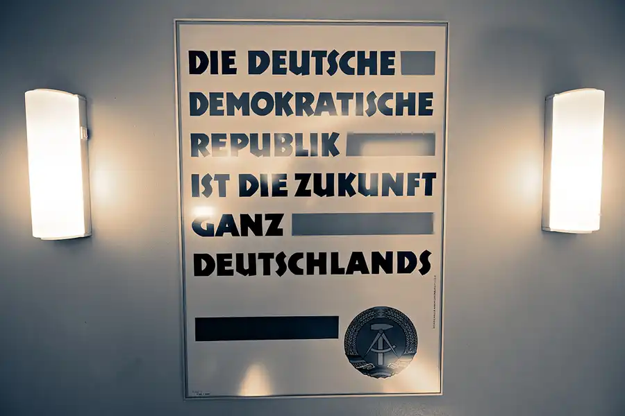 044 | 2023 | Berlin | Tränenpalast – Ausreisehalle Grenzübergangsstelle Bahnhof Friedrichstrasse | © carsten riede fotografie