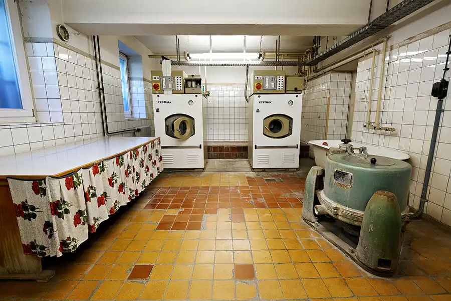 051 | 2023 | Berlin | Untersuchungshaftanstalt des Ministeriums für Staatssicherheit der DDR (MfS) Hohenschönhausen – Das Strafgefangenenarbeitskommando der Frauen | © carsten riede fotografie