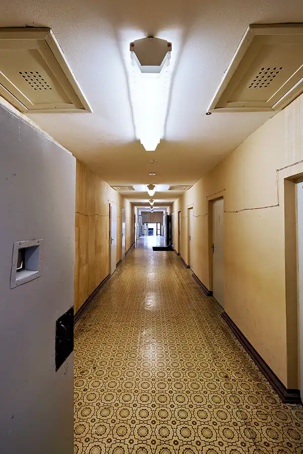 062 | 2023 | Berlin | Untersuchungshaftanstalt des Ministeriums für Staatssicherheit der DDR (MfS) Hohenschönhausen | © carsten riede fotografie