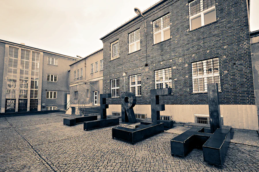 056 | 2023 | Berlin | Untersuchungshaftanstalt des Ministeriums für Staatssicherheit der DDR (MfS) Hohenschönhausen | © carsten riede fotografie
