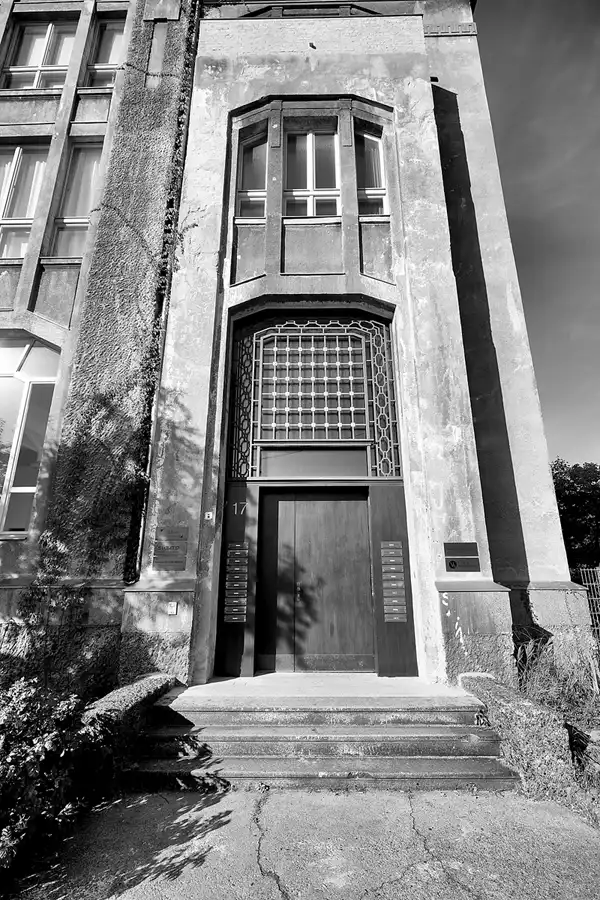 004 | 2023 | Berlin | Villa Heike | © carsten riede fotografie