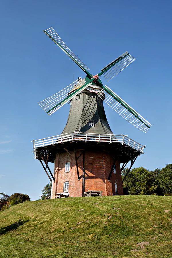 033 | 2023 | Greetsiel | Die Greetsieler Zwillingsmühlen – Grüne Mühle | © carsten riede fotografie