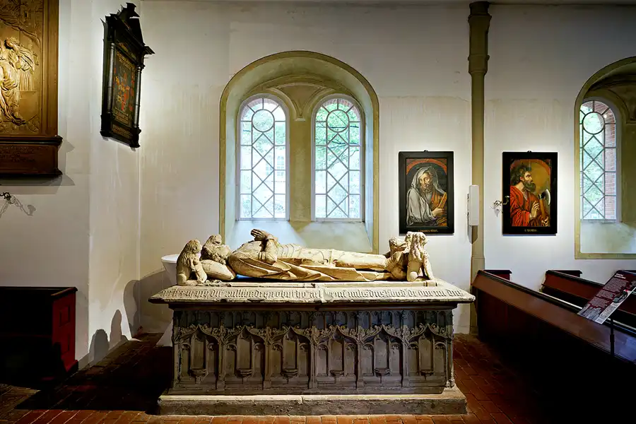 009 | 2023 | Esens | © carsten riede fotografie