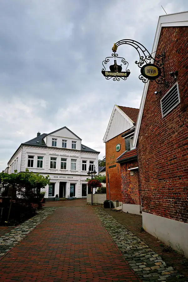 072 | 2023 | Jever | © carsten riede fotografie