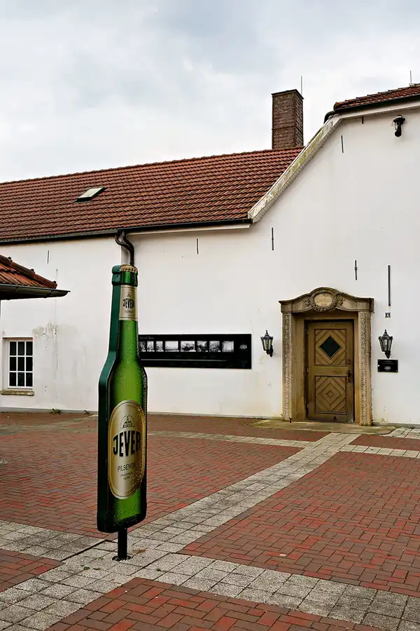 075 | 2023 | Jever | © carsten riede fotografie