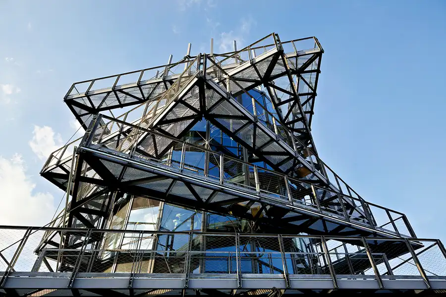 029 | 2023 | Ostrava | Dolni Vitkovive – Witkowitzer Eisenwerke – Blick vom Bolt Tower | © carsten riede fotografie