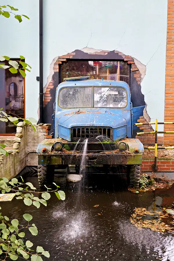 095 | 2023 | Ostrava | Retro Hotel Garage | © carsten riede fotografie