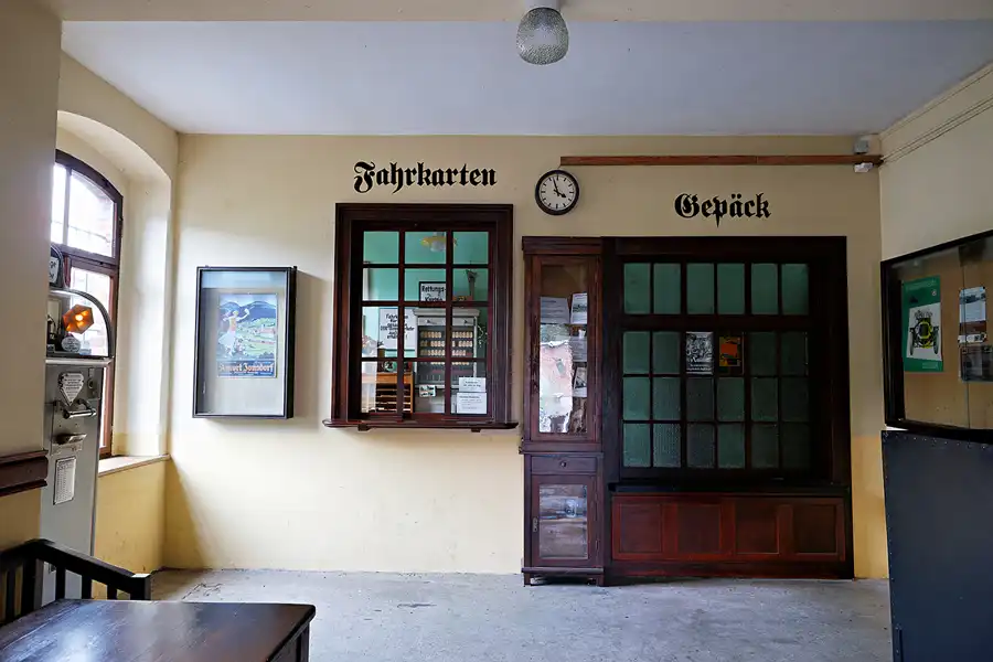 108 | 2023 | Bertsdorf | Zittauer Schmalspurbahn – Bahnhof Bertsdorf | © carsten riede fotografie