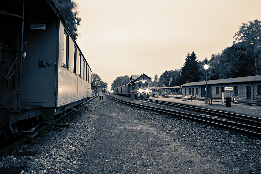121 | 2023 | Bertsdorf | Zittauer Schmalspurbahn – Bahnhof Bertsdorf | © carsten riede fotografie