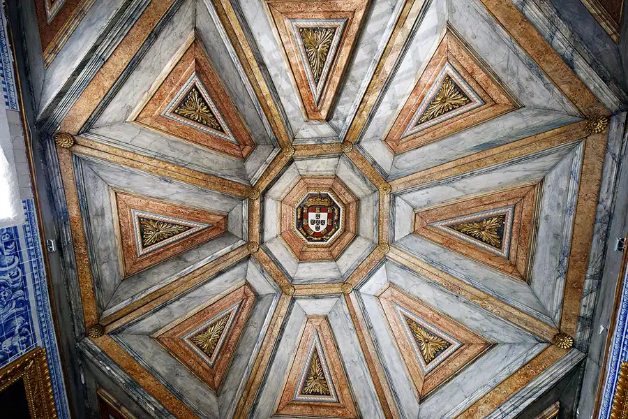 091 | 2023 | Nazare | Santuario de Nossa Senhora da Nazare | © carsten riede fotografie