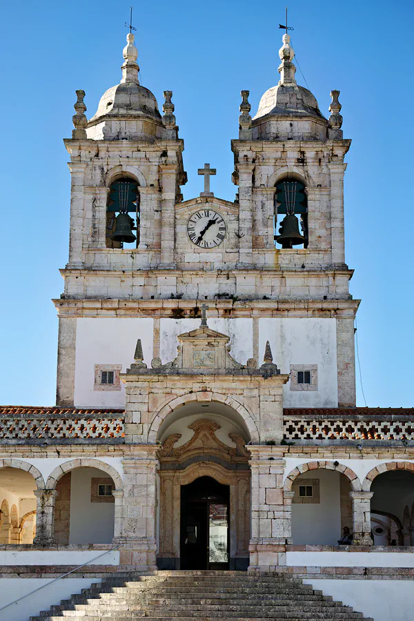 075 | 2023 | Nazare | Santuario de Nossa Senhora da Nazare | © carsten riede fotografie