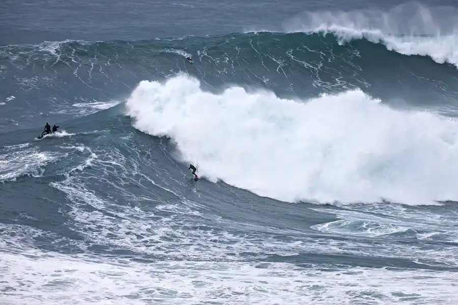 121 | 2023 | Nazare | Praia do Norte – Big Waves Nazare | © carsten riede fotografie