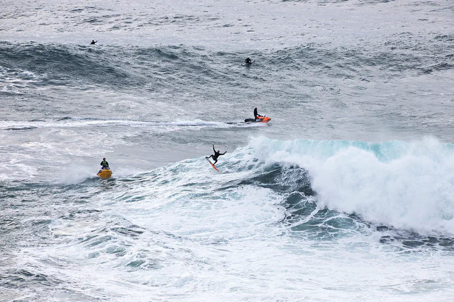 112 | 2023 | Nazare | Praia do Norte – Big Waves Nazare | © carsten riede fotografie