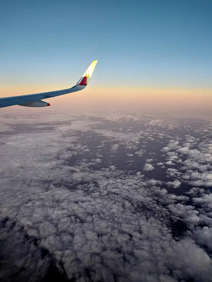 001 | 2023 | Flug Berlin – Lisboa | © carsten riede fotografie