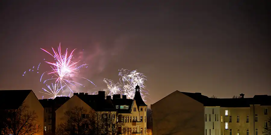035 | 2024 | Berlin | Silvester-Feuerwerk in Alt-Hohenschönhausen | © carsten riede fotografie
