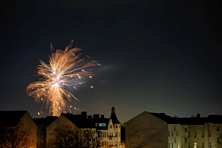 063 | 2024 | Berlin | Silvester-Feuerwerk in Alt-Hohenschönhausen | © carsten riede fotografie