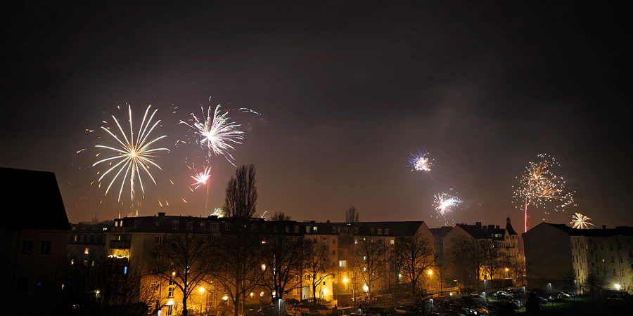 088 | 2024 | Berlin | Silvester-Feuerwerk in Alt-Hohenschönhausen | © carsten riede fotografie