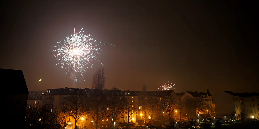 090 | 2024 | Berlin | Silvester-Feuerwerk in Alt-Hohenschönhausen | © carsten riede fotografie
