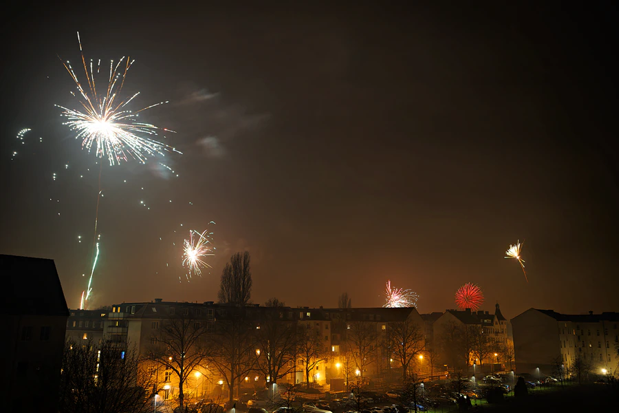 099 | 2024 | Berlin | Silvester-Feuerwerk in Alt-Hohenschönhausen | © carsten riede fotografie