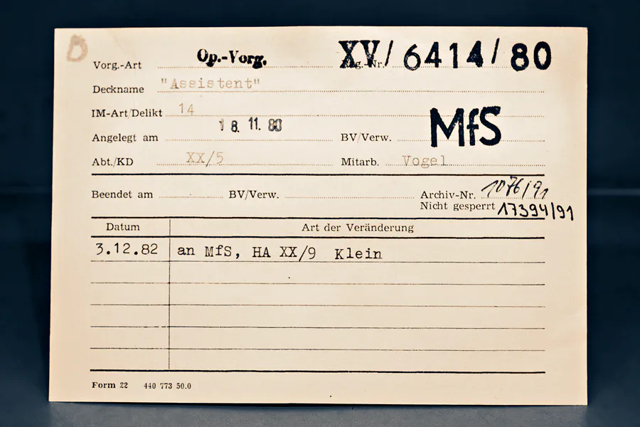 054 | 2024 | Berlin | Stasi-Unterlagen-Archiv – Einblick ins Geheime – Normannenstrasse | © carsten riede fotografie