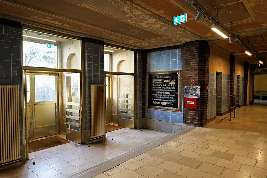 003 | 2024 | Berlin | Stadtbad Lichtenberg – Hubertusbad | © carsten riede fotografie