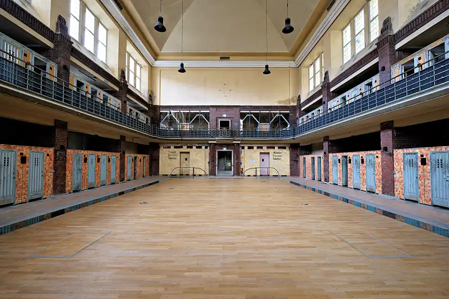 012 | 2024 | Berlin | Stadtbad Lichtenberg – Hubertusbad | © carsten riede fotografie