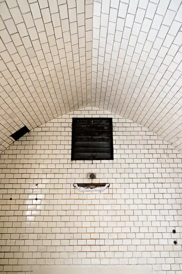 108 | 2024 | Berlin | Stadtbad Lichtenberg – Hubertusbad | © carsten riede fotografie