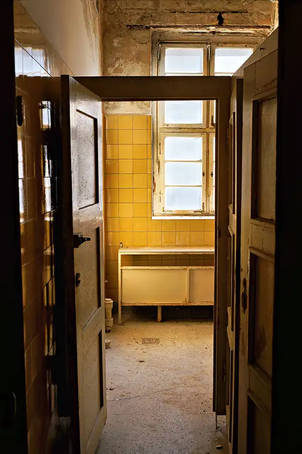 111 | 2024 | Berlin | Stadtbad Lichtenberg – Hubertusbad | © carsten riede fotografie